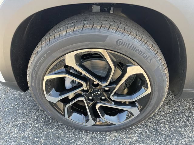 New 2026 Chevrolet Trax RS w/ Sunroof Package FWD image 10