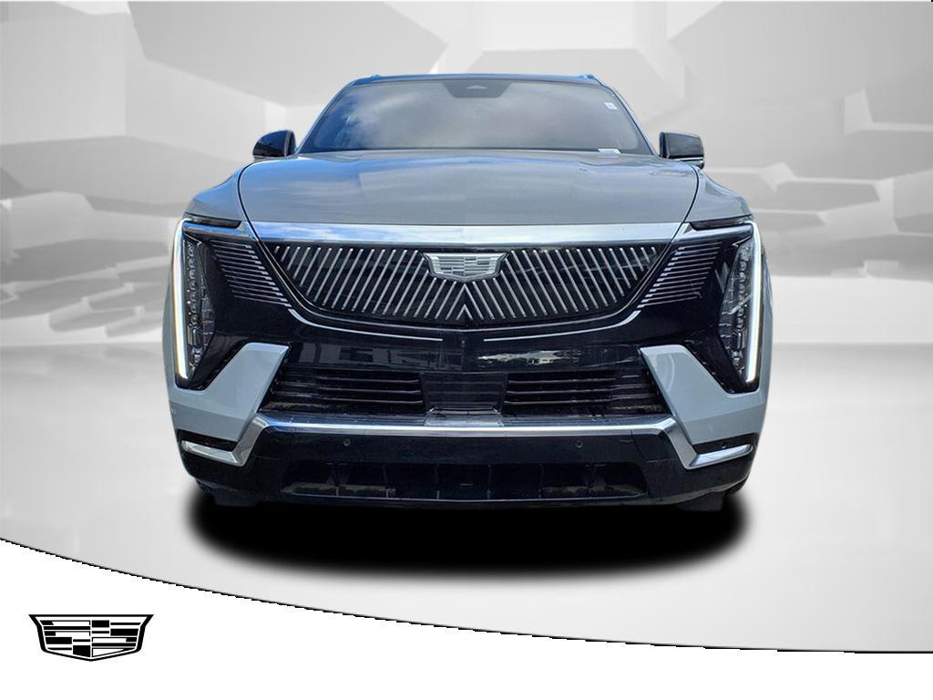 New 2026 Cadillac Escalade IQL Luxury AWD/4WD image 2