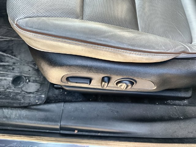 Used 2024 Buick Encore GX Avenir w/ Avenir Convenience Package AWD/4WD image 21