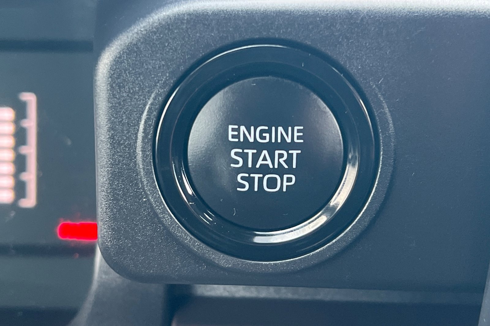 Used 2024 Toyota Tacoma SR5 image 18