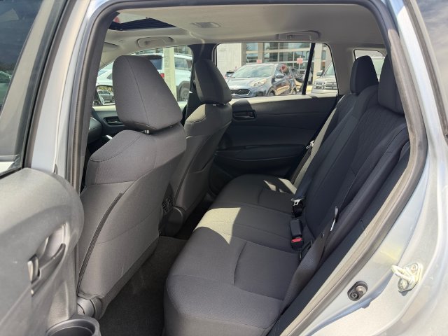 Certified 2023 Toyota Corolla Cross LE w/ Moonroof Package AWD/4WD image 14