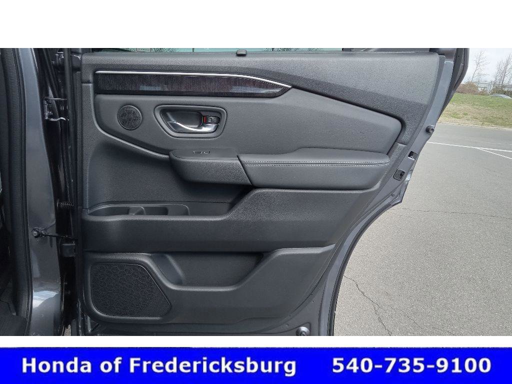 Certified 2025 Honda Pilot Elite image 33