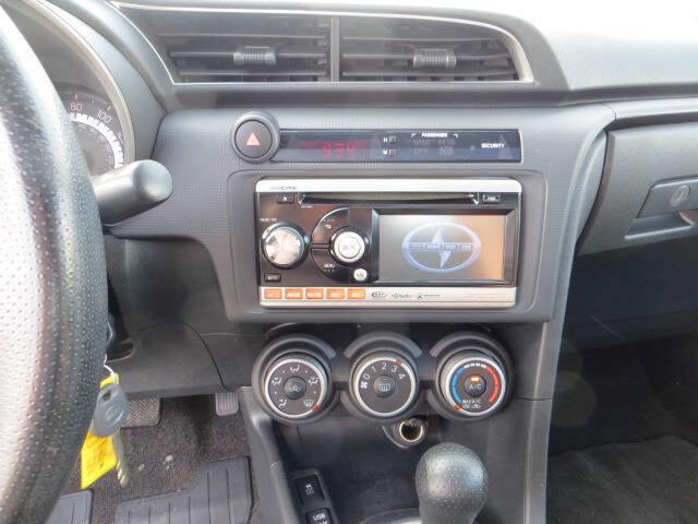 Used 2011 Scion tC image 15