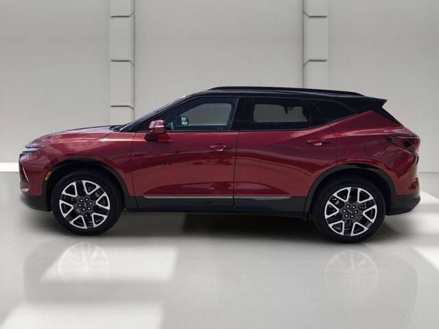 Certified 2024 Chevrolet Blazer RS w/ Driver Confidence II Package FWD image 2