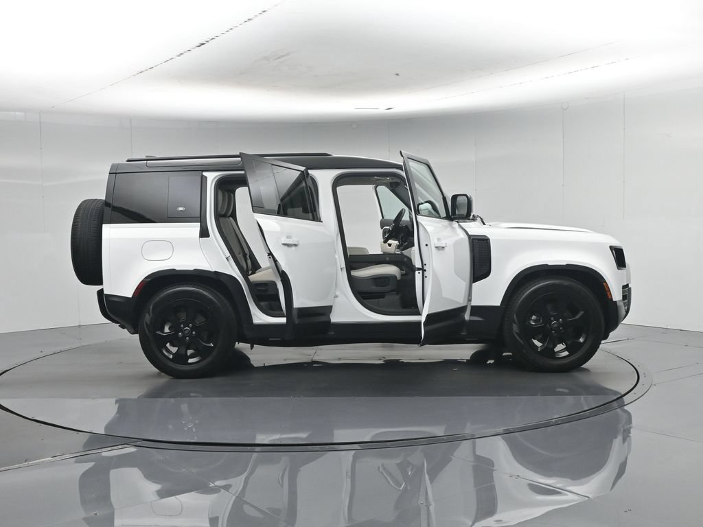 Used 2024 Land Rover Defender 110 S AWD/4WD image 25