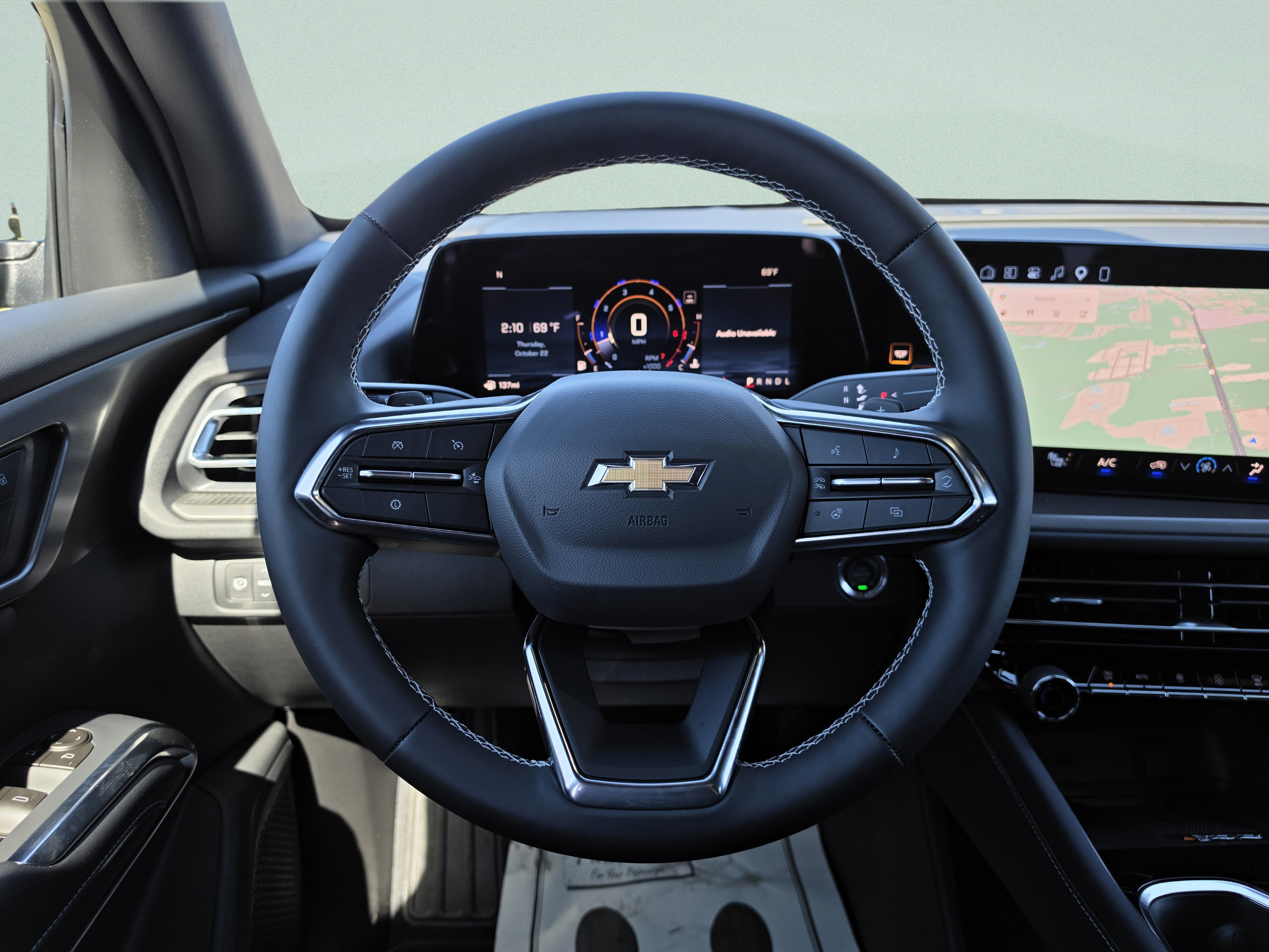 New 2027 Chevrolet Traverse LT w/ Driver Confidence Package FWD image 18