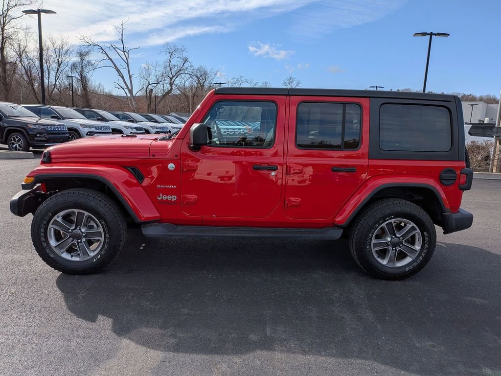 Used 2020 Jeep Wrangler Unlimited Sahara AWD/4WD image 7