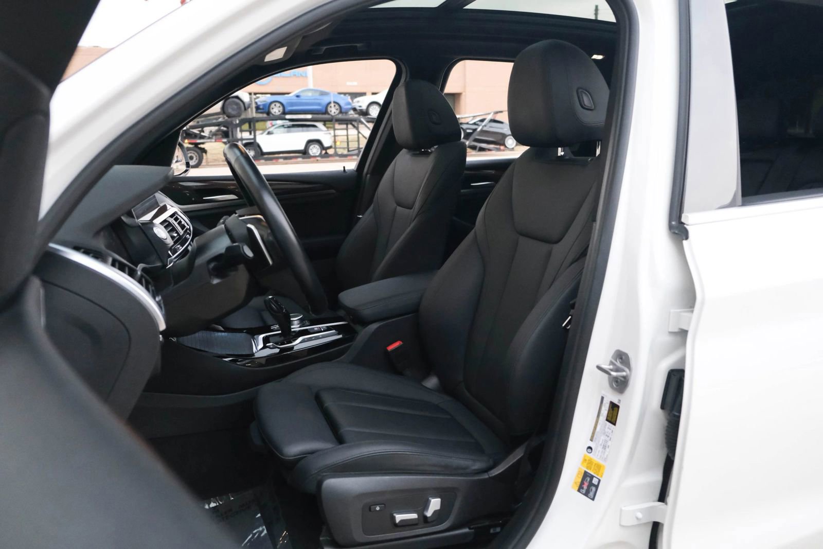 Used 2021 BMW X3 xDrive30e w/ Convenience Package (ZC2) image 21