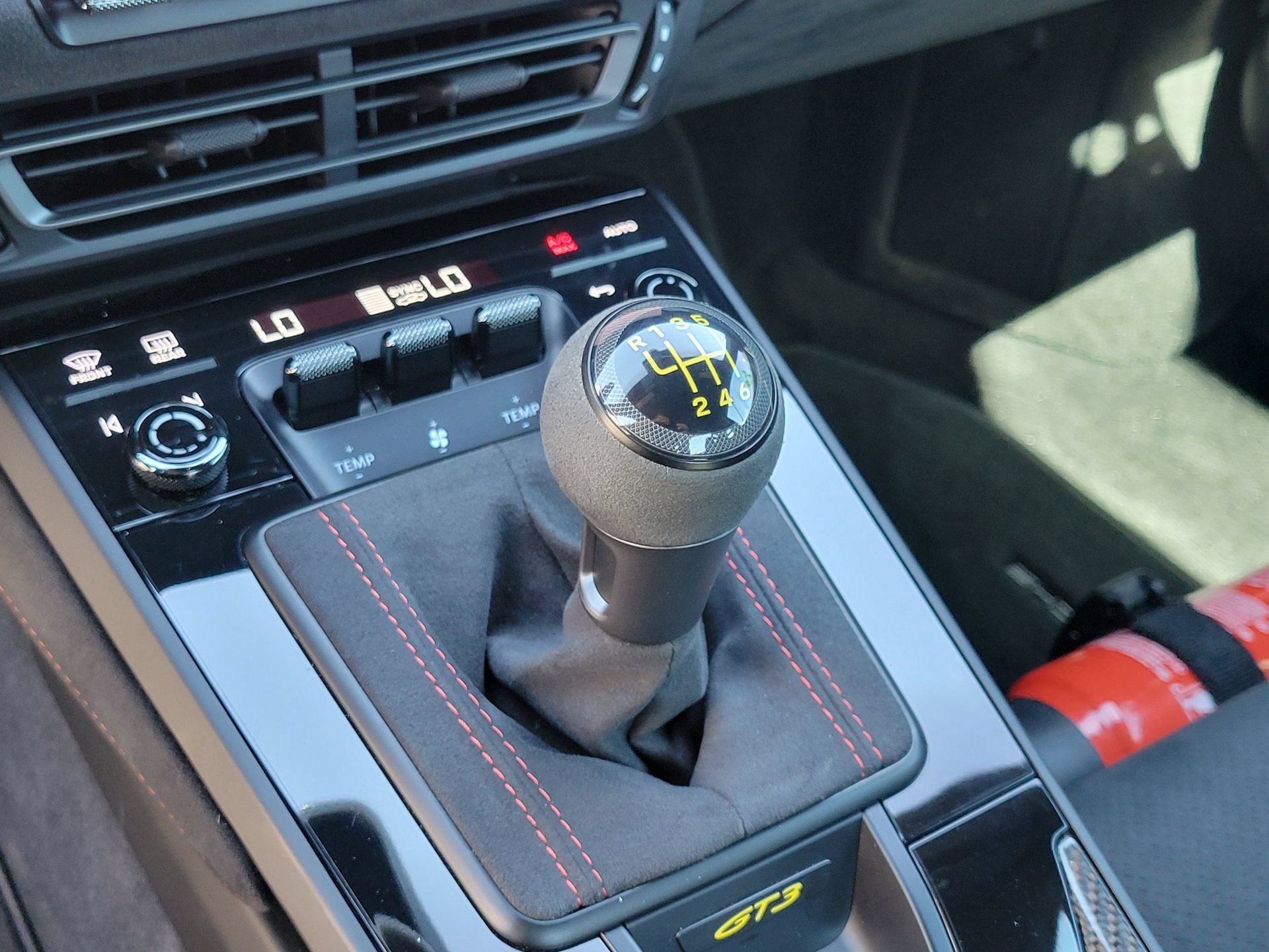 Certified 2024 Porsche 911 GT3 RWD image 24