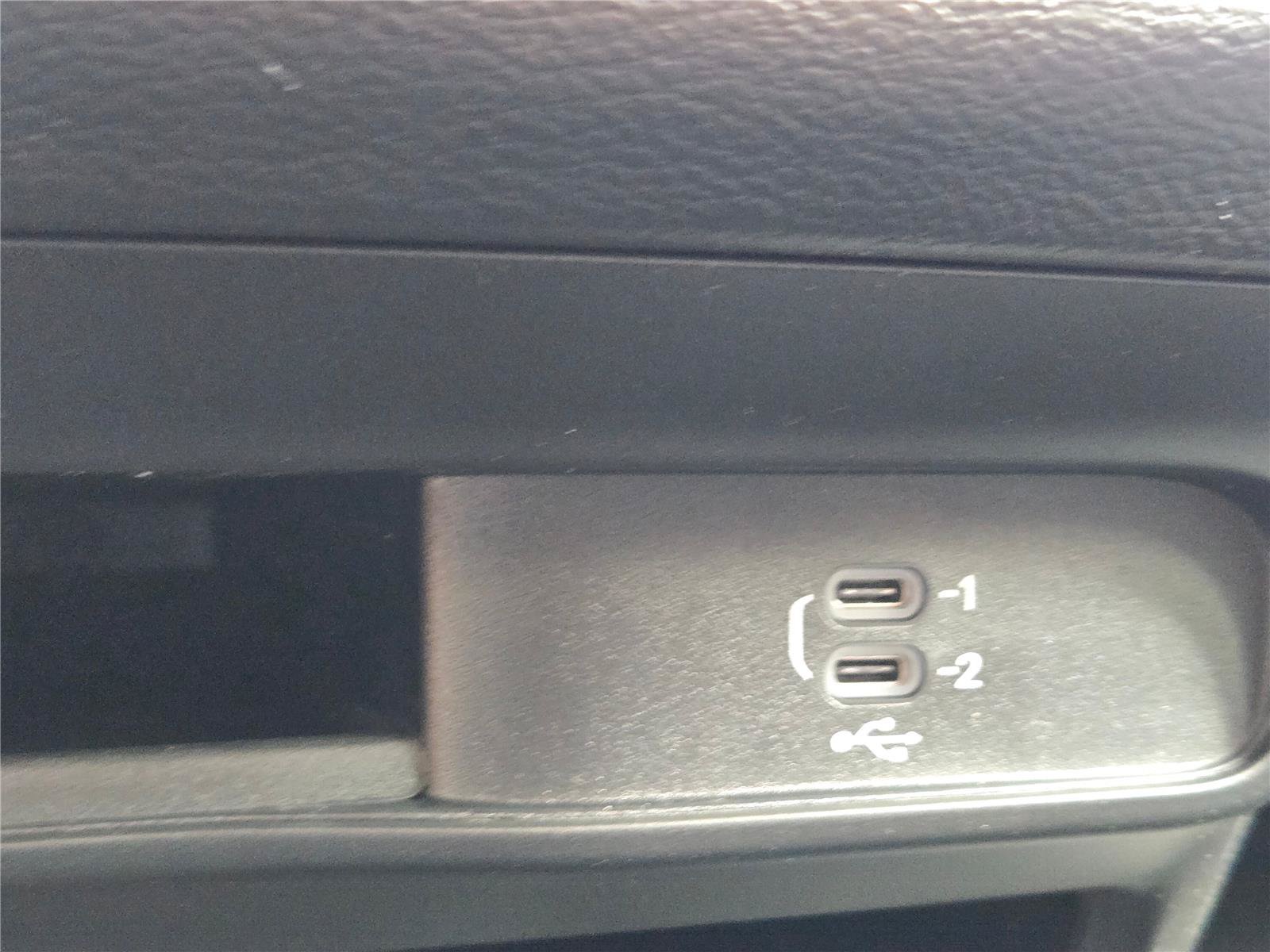New 2027 Chrysler Pacifica Select FWD image 26