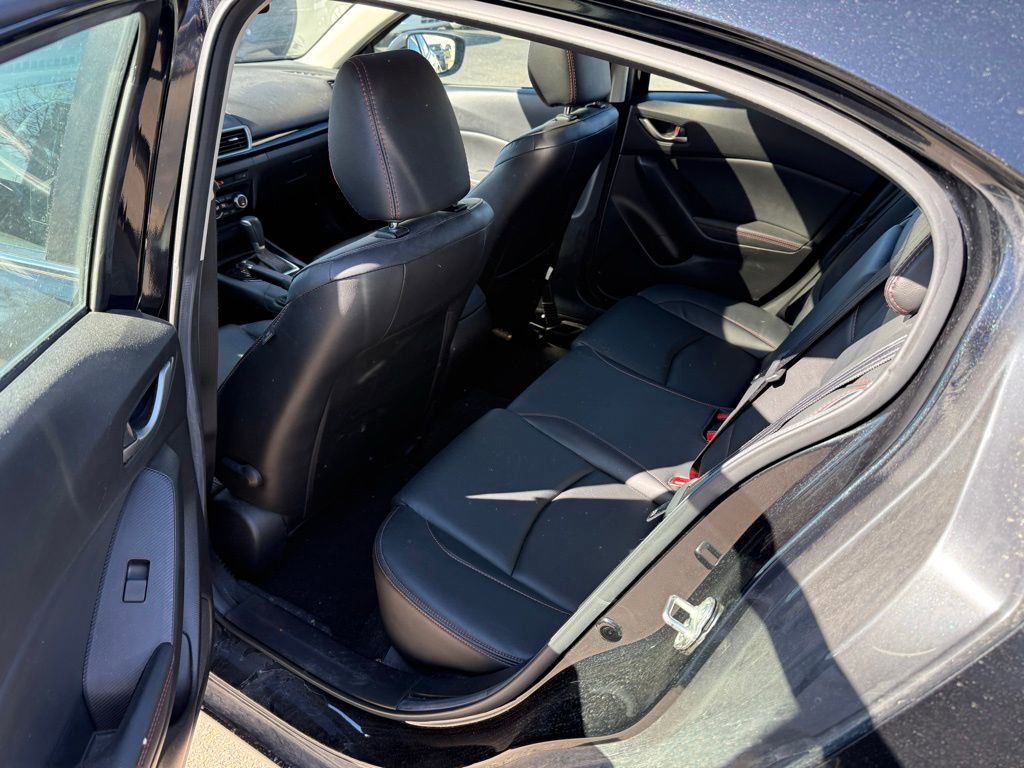 Used 2016 MAZDA MAZDA3 i Grand Touring image 6