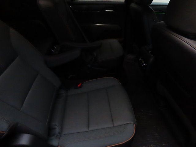 New 2026 GMC Acadia AT4 w/ Luxury Package AWD/4WD image 11