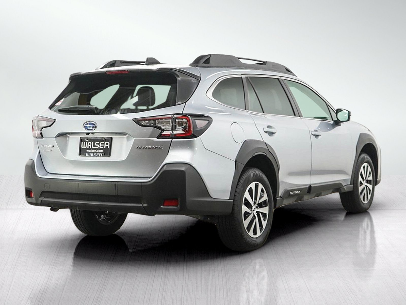 Used 2025 Subaru Outback Premium AWD/4WD image 5