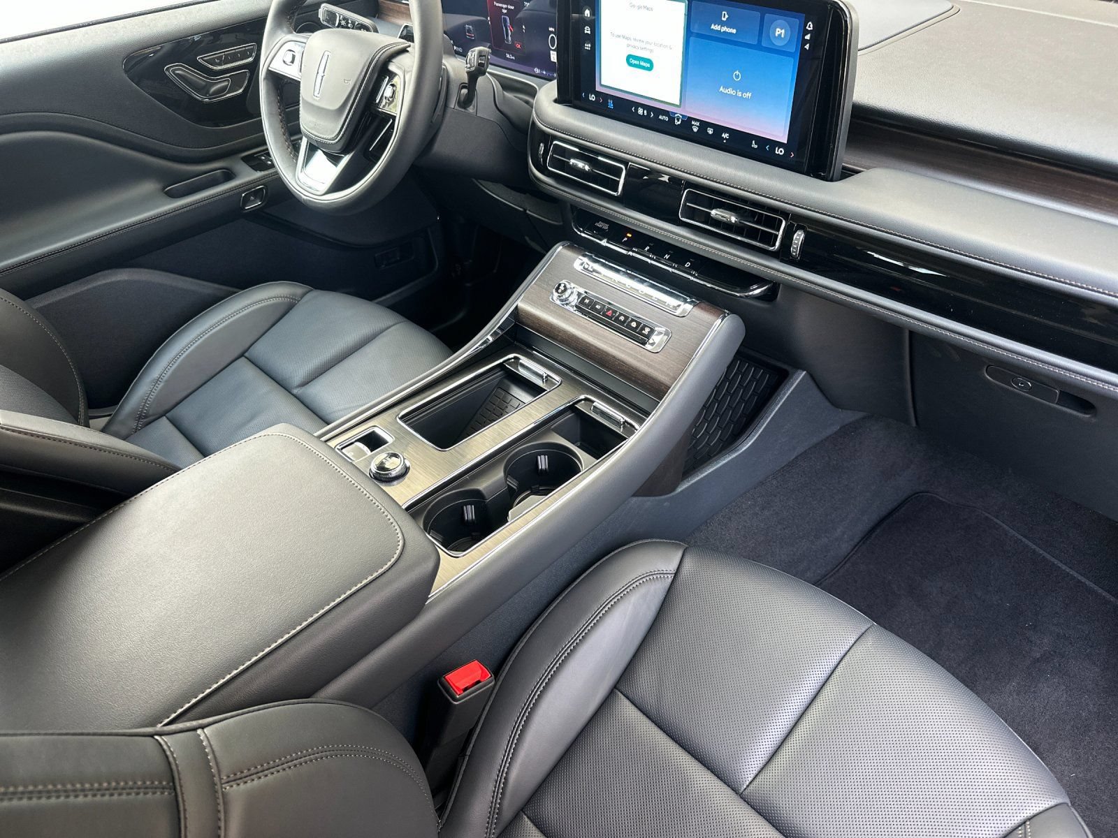 New 2026 Lincoln Aviator Reserve w/ Jet Appearance Package RWD image 16