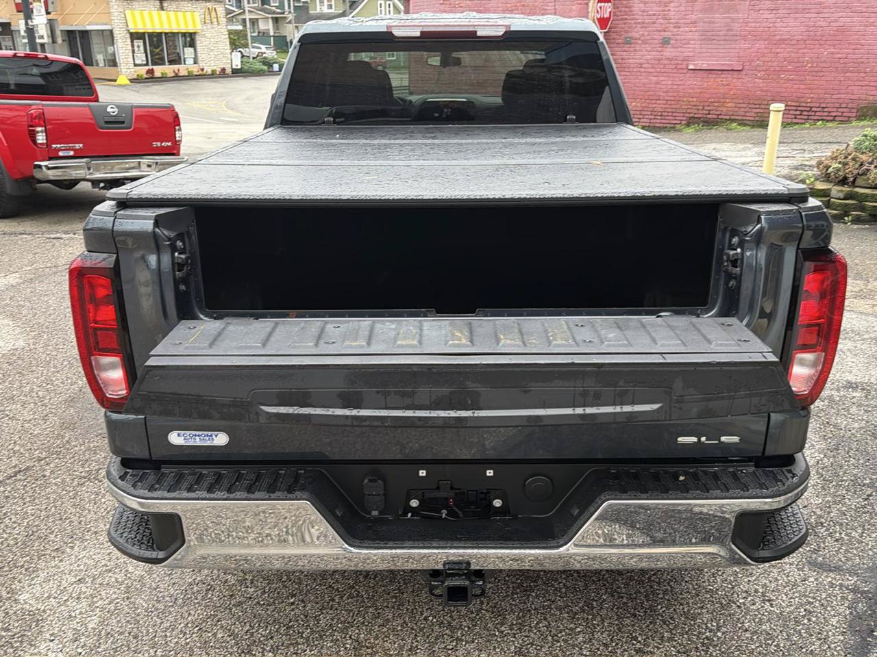 Used 2021 GMC Sierra 1500 SLE AWD/4WD image 9