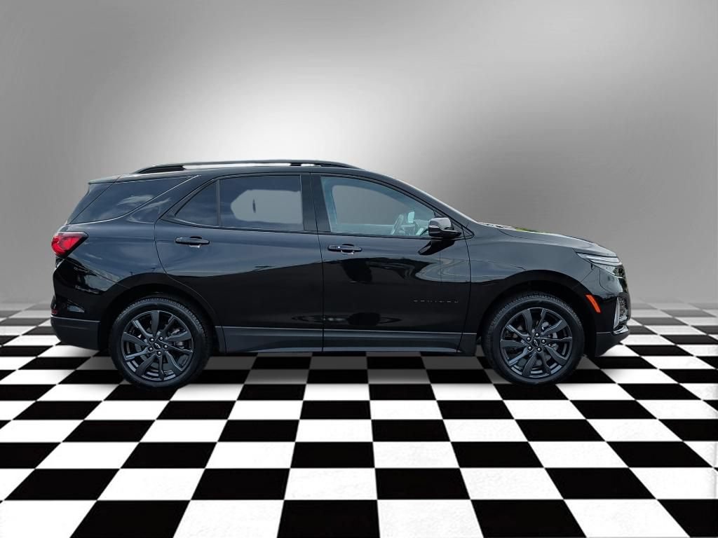 Used 2023 Chevrolet Equinox RS AWD/4WD image 6