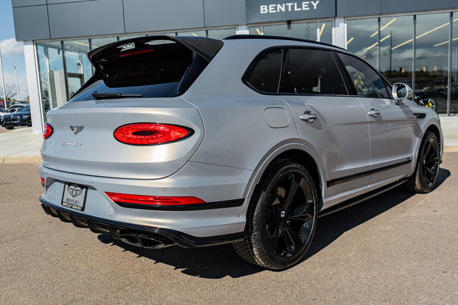 Certified 2022 Bentley Bentayga image 11