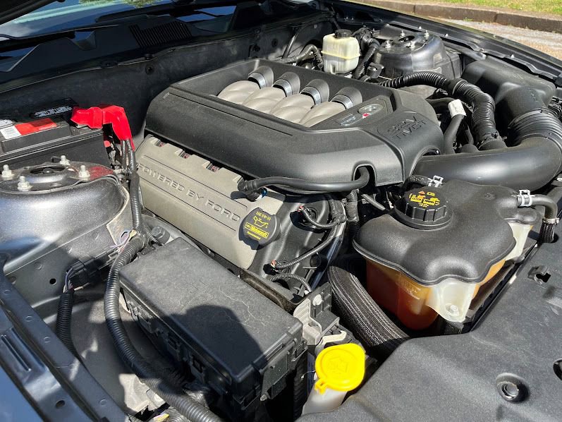 Used 2014 Ford Mustang GT RWD image 27