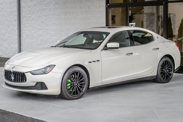 Used 2016 Maserati Ghibli RWD image 6