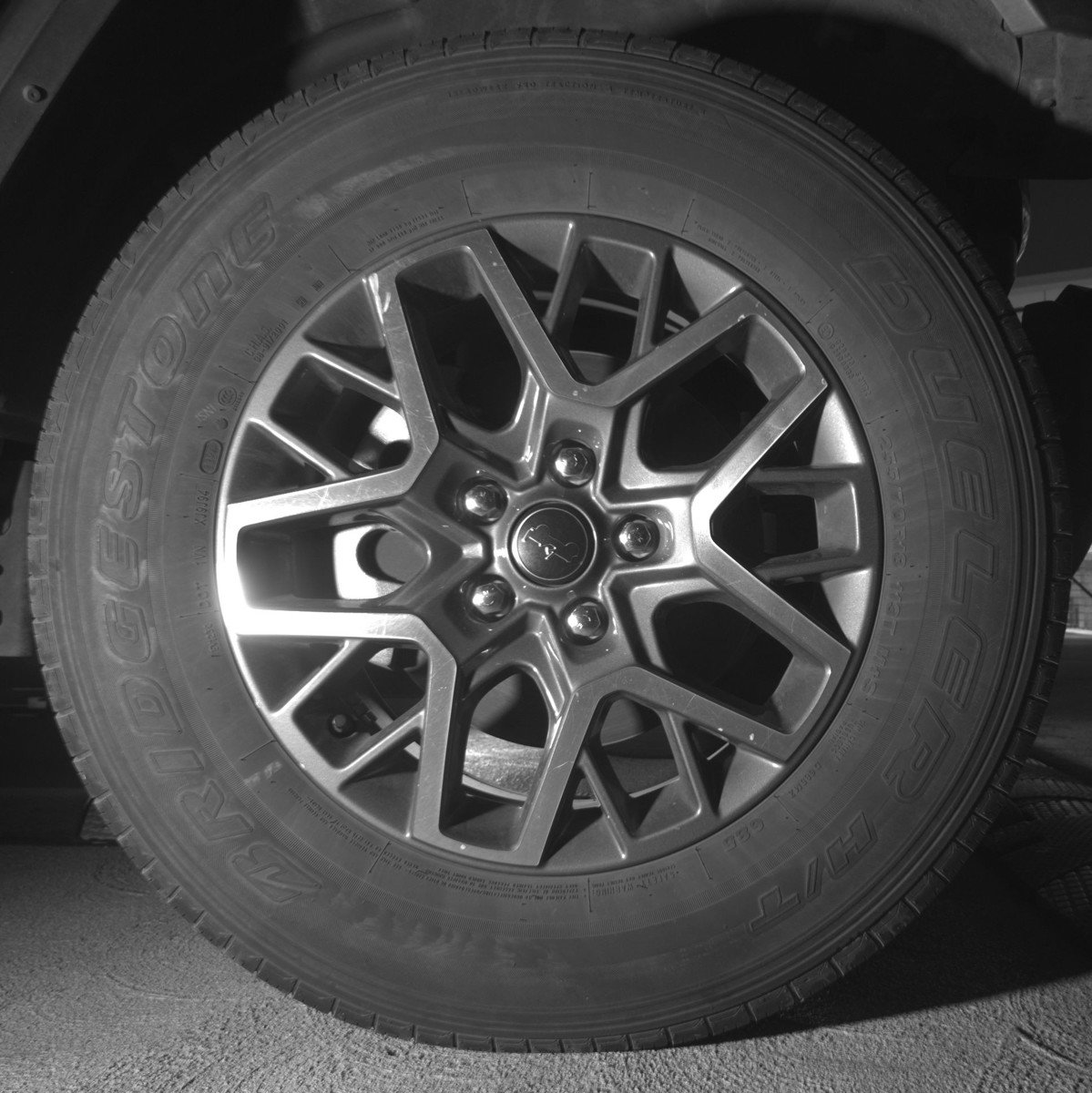 Used 2025 Jeep Wrangler Sahara image 13