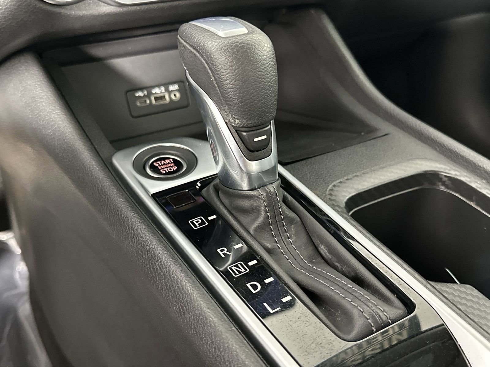 Certified 2021 Nissan Sentra SV FWD image 20