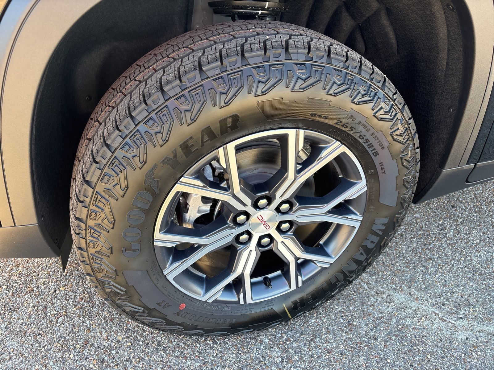 New 2026 GMC Acadia AT4 w/ Luxury Package image 23