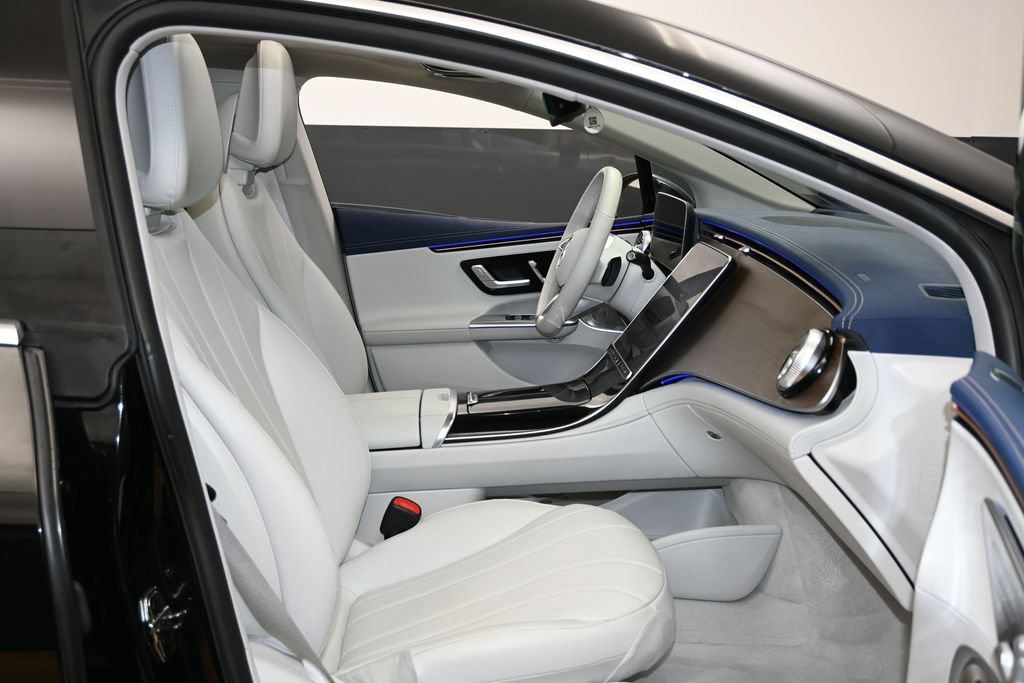 Used 2024 Mercedes-Benz EQE 350+ 4MATIC Sedan image 37
