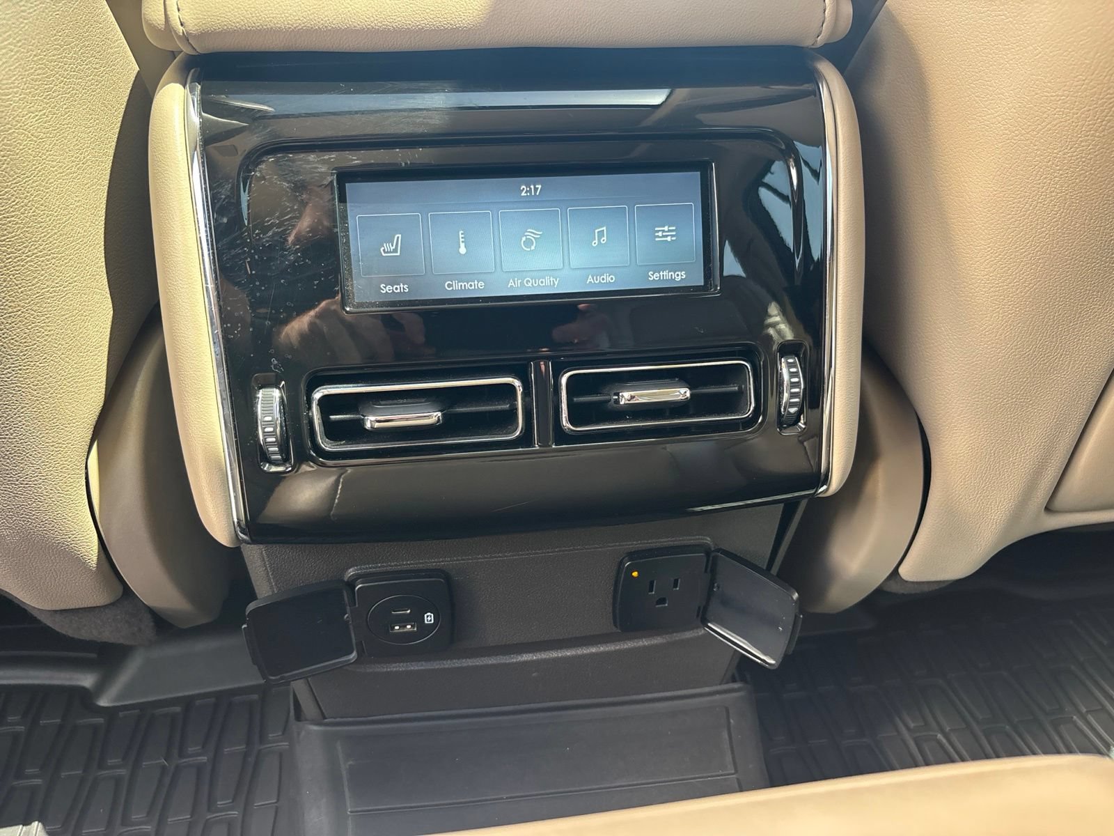 Used 2021 Lincoln Aviator Reserve w/ Equipment Group 201A AWD/4WD image 39