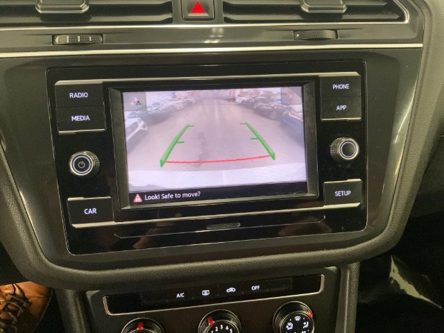 Used 2019 Volkswagen Tiguan S image 19