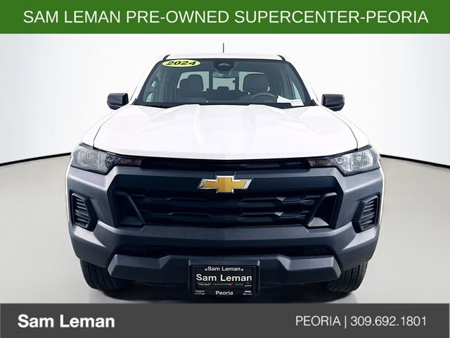 Used 2024 Chevrolet Colorado W/T w/ Advanced Trailering Package image 2