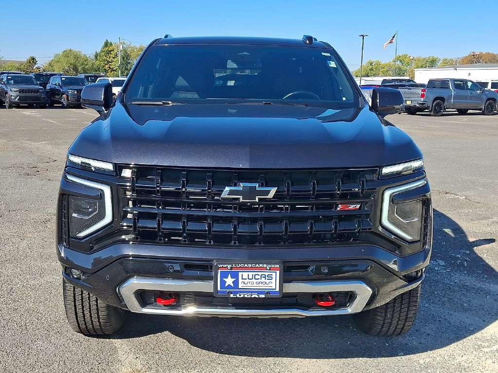 Used 2025 Chevrolet Suburban Z71 AWD/4WD image 4