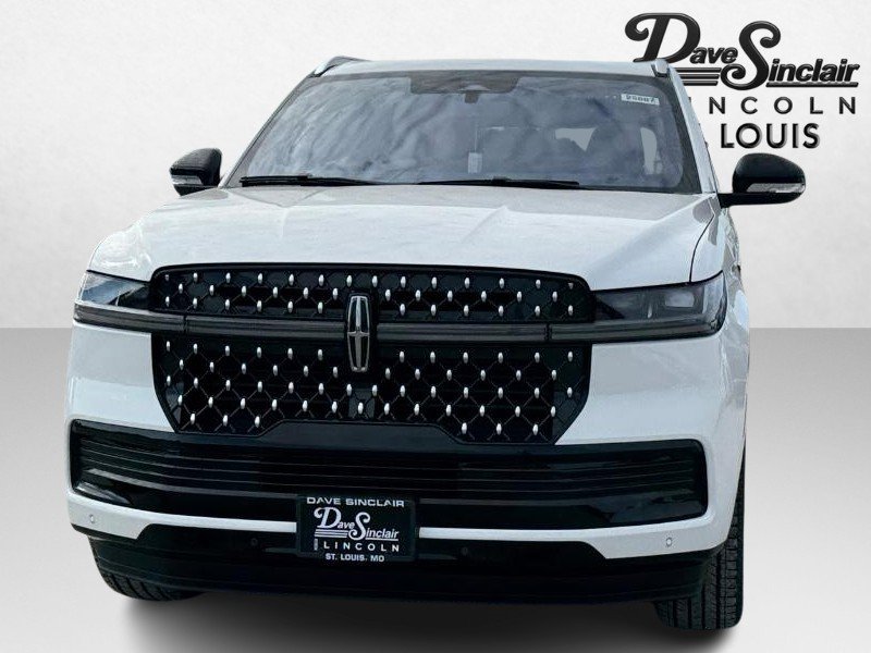 New 2025 Lincoln Navigator L Black Label image 2