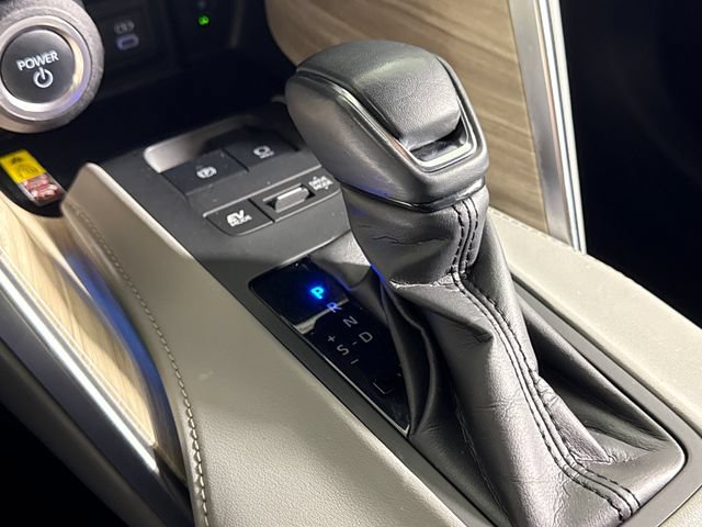 Certified 2024 Toyota Venza XLE AWD/4WD image 41