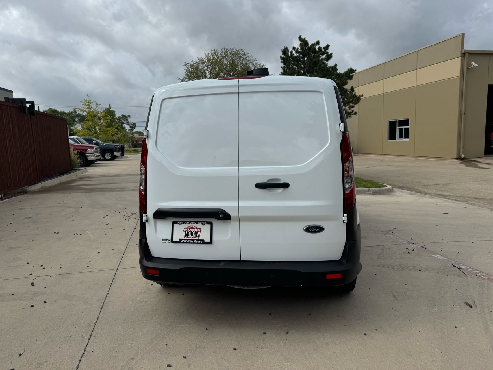 Used 2019 Ford Transit Connect XL FWD image 3