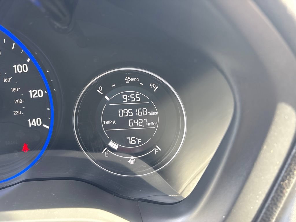 Used 2017 Honda HR-V LX image 27