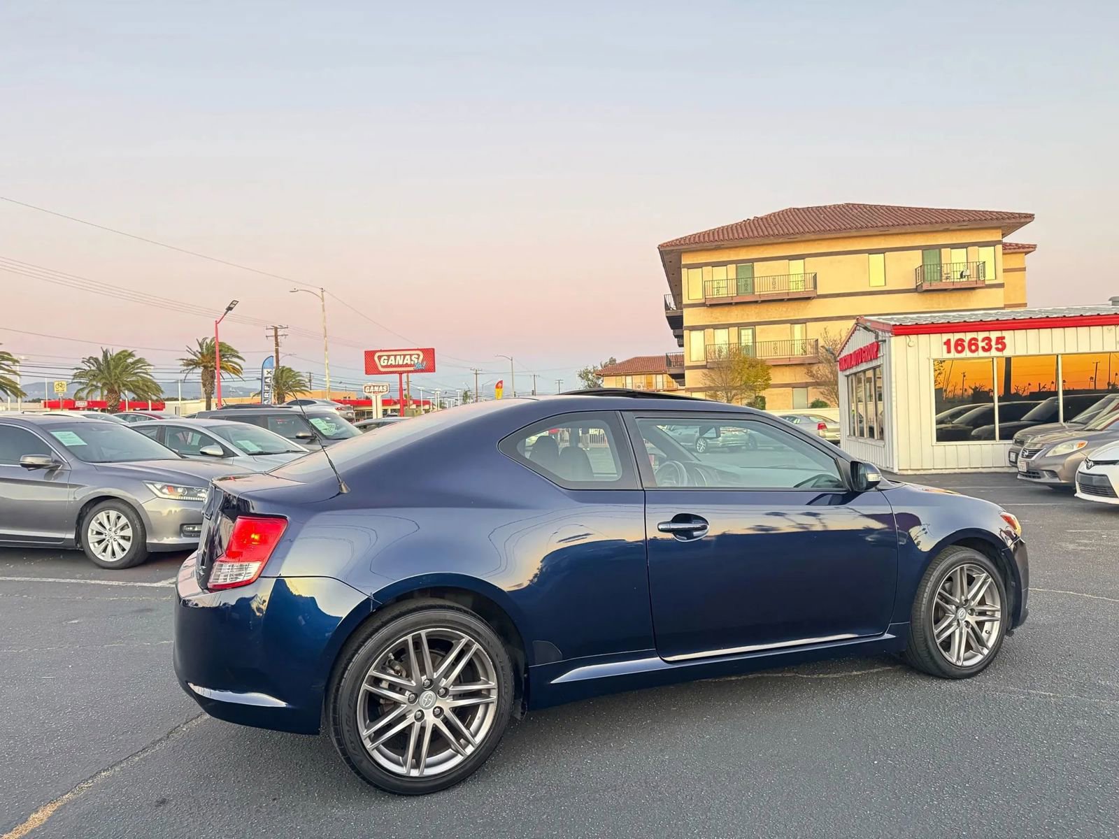 Used 2011 Scion tC Hatchback Coupe 2D image 9