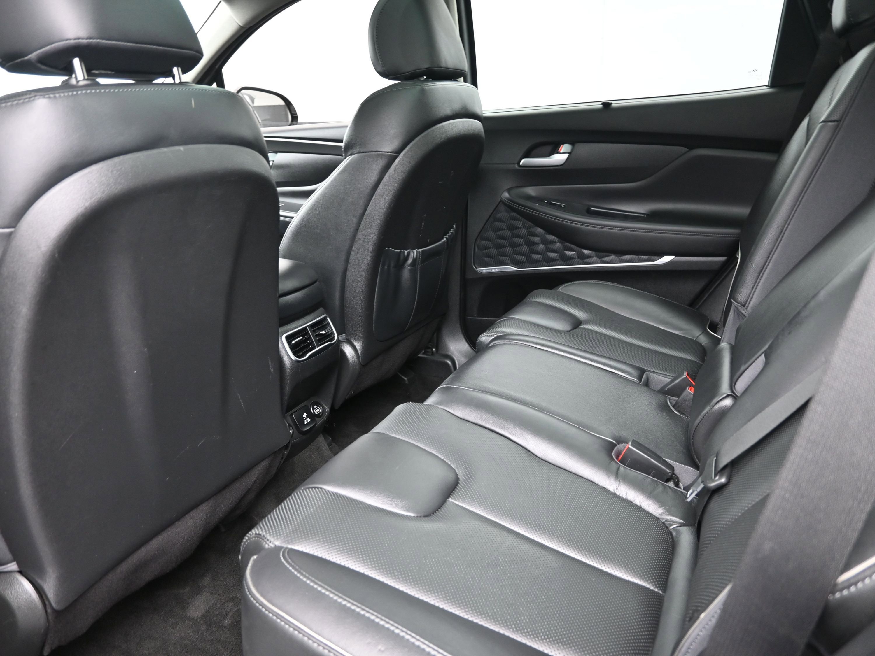 Used 2022 Hyundai Santa Fe Limited image 20