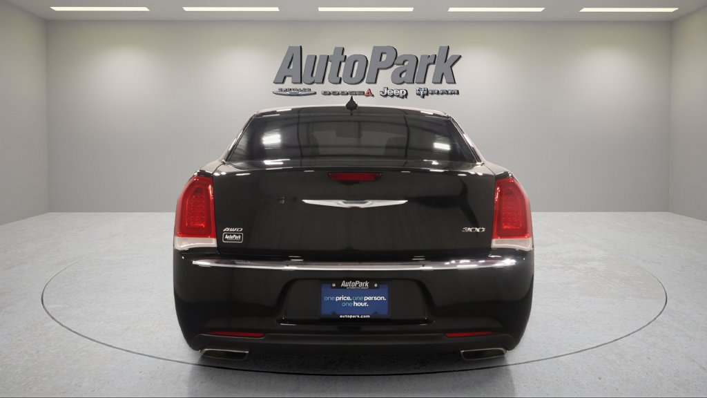 Used 2015 Chrysler 300 Limited AWD/4WD image 7