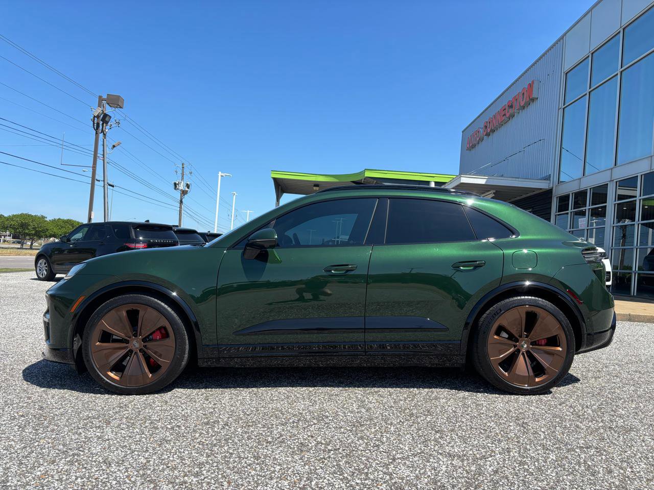 Used 2024 Porsche Macan Turbo Electric image 48