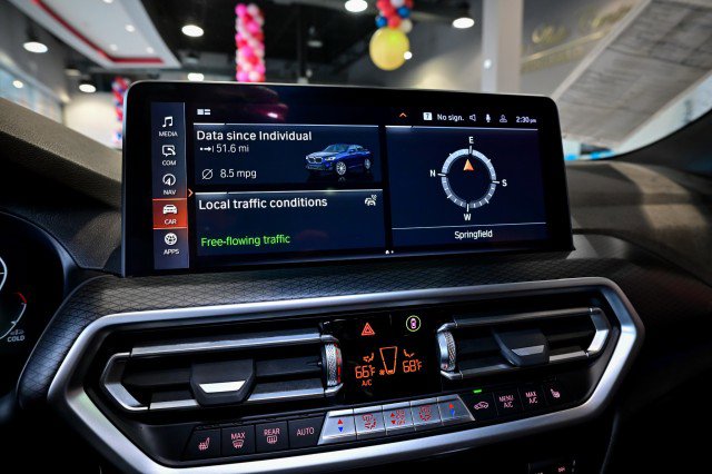 Used 2022 BMW X4 xDrive30i w/ M Sport Package image 37