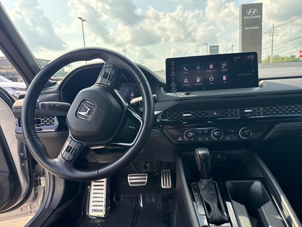 Used 2024 Honda Accord Sport image 15
