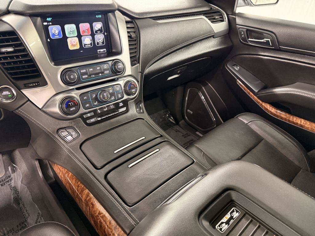 Used 2019 Chevrolet Suburban Premier AWD/4WD image 22