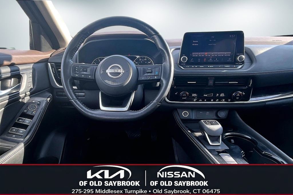 Used 2023 Nissan Rogue SL image 8