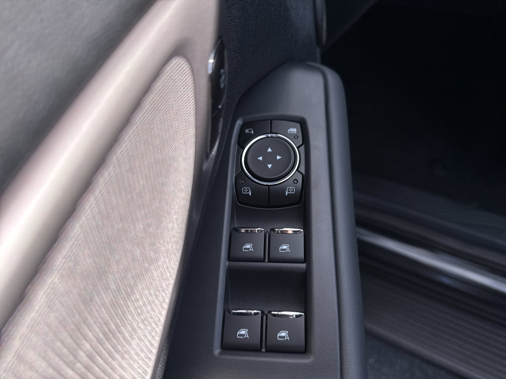 New 2025 Ford Expedition Active image 21