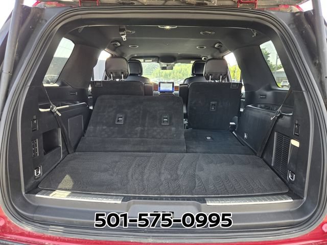 Used 2019 Lincoln Navigator Premiere AWD/4WD image 16