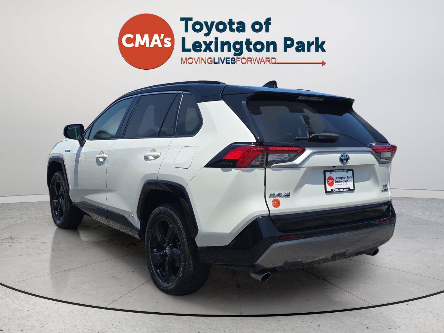 Used 2020 Toyota RAV4 XSE w/ All Weather Liner Package AWD/4WD image 5
