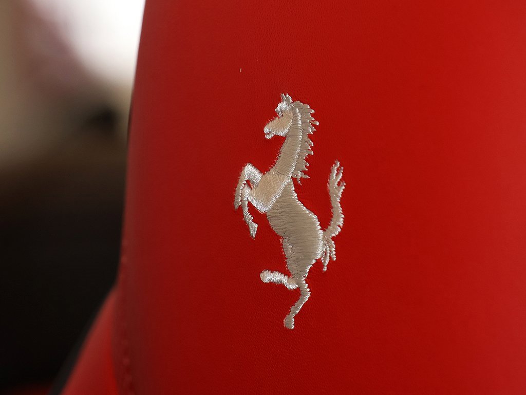 Certified 2022 Ferrari Portofino M image 77