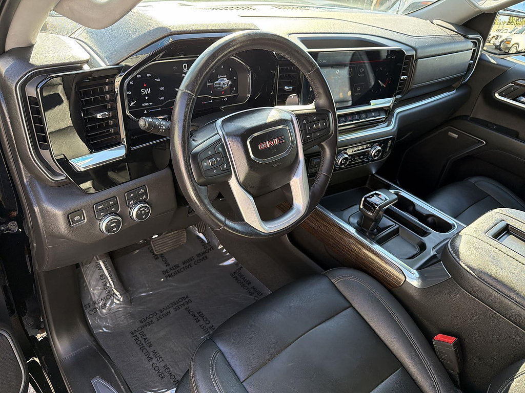 Used 2022 GMC Sierra 1500 Elevation w/ Elevation Premium Package AWD/4WD image 9