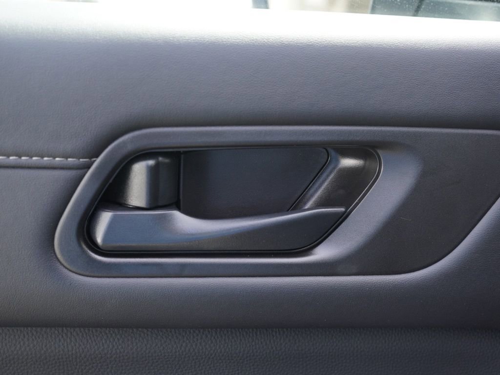 New 2026 Nissan Pathfinder SV image 8