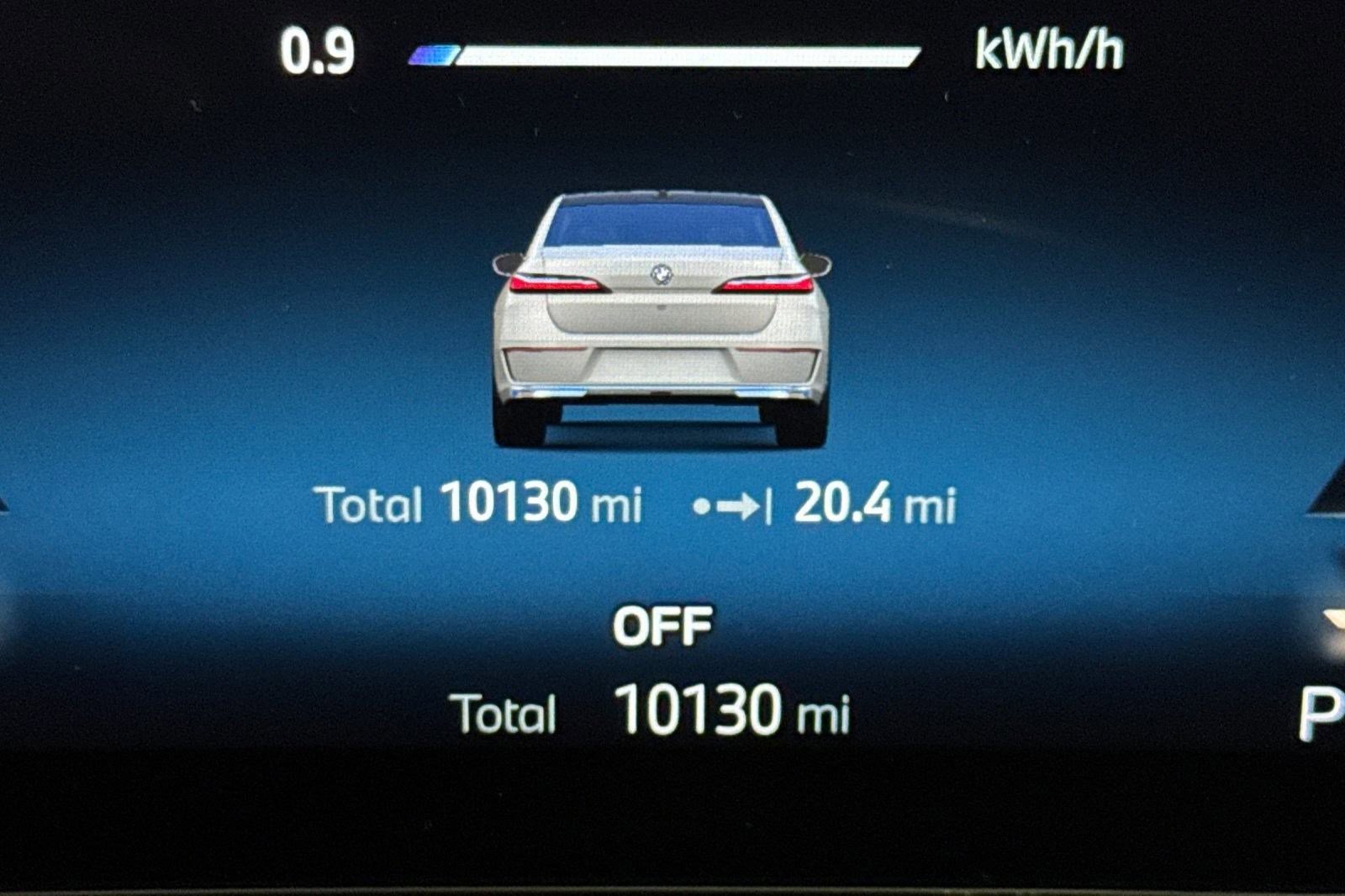 Used 2023 BMW i7 xDrive60 image 34